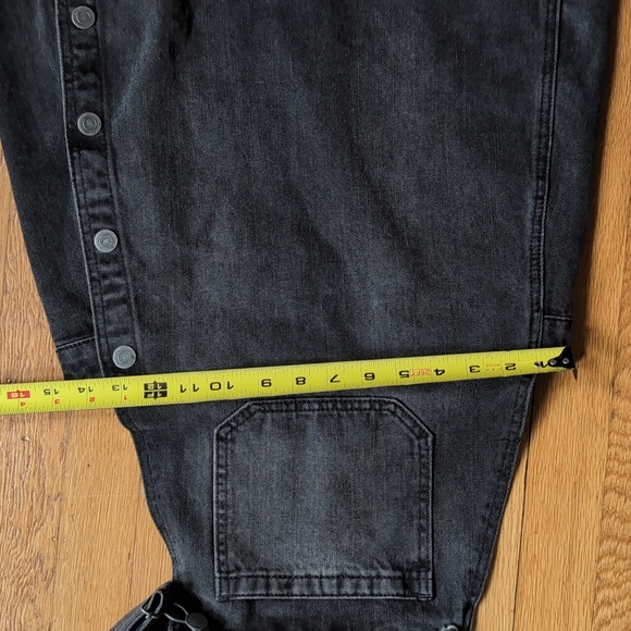 Free People Washed Black Denim Overall Dress Button Side Sz 2 - Picture 11 of 13